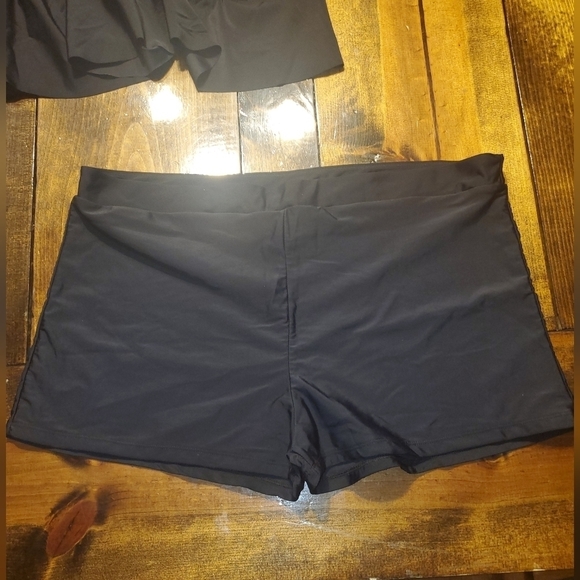 Black Two Piece Swimsuit Boy Shorts Ruffle Tankini 5X Plus - Picture 2 of 12